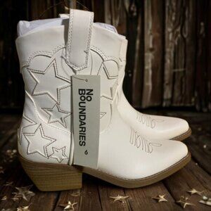 No Boundaries Women's Star Western Booties, Size 6M,  NEW